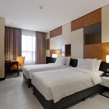 Summit Hotel Tacloban Kültér fotó