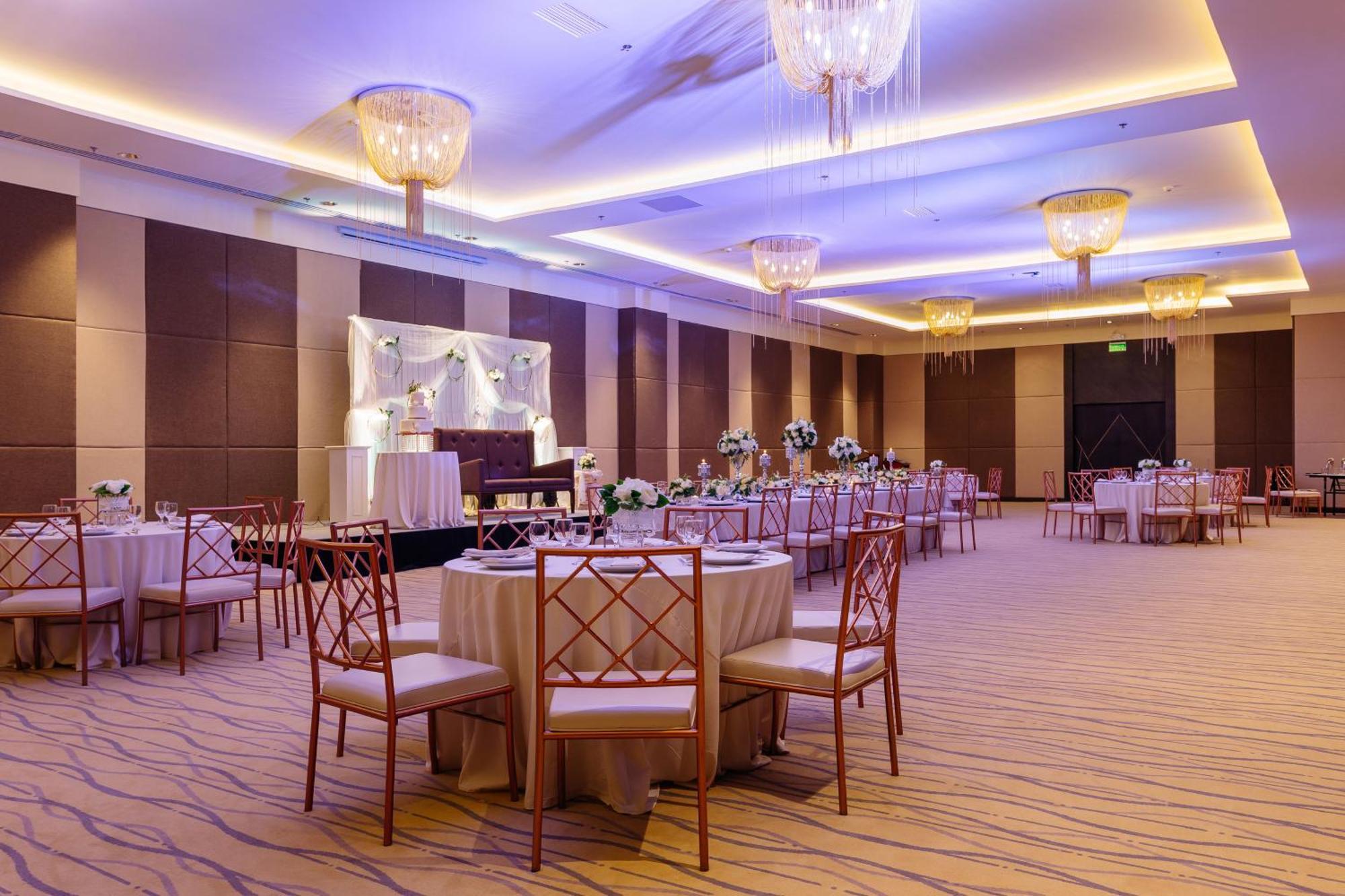 Summit Hotel Tacloban Kültér fotó