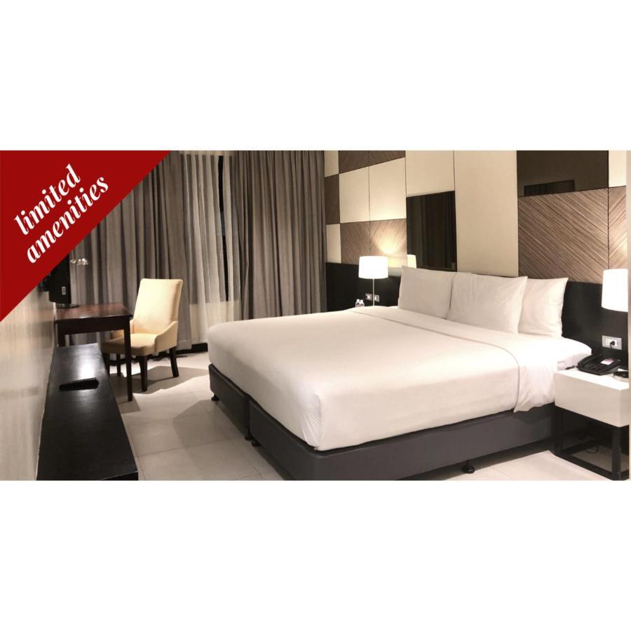 Summit Hotel Tacloban Kültér fotó