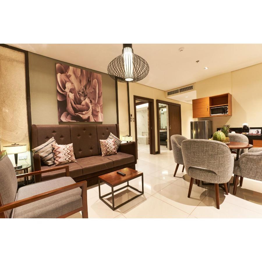 Summit Hotel Tacloban Kültér fotó